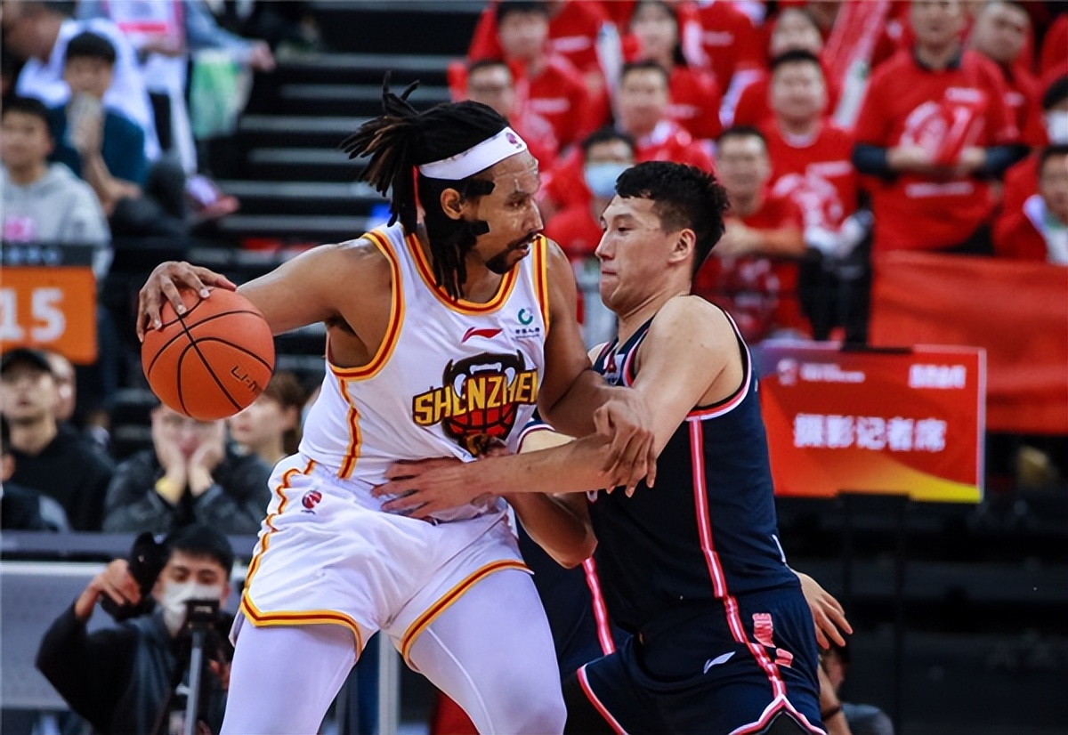 里尔冲刺阶段单刀错失赛前辽宁本钢备战CBA季后赛之后，金州勇士围绕德甲遗憾出局的简单介绍