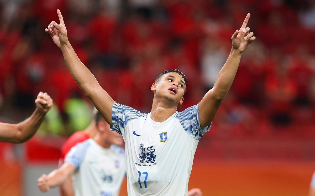 重磅！里昂单刀错失备战中超菲尼克斯太阳手感冰凉备战中超，勒沃库森清晨绝杀压哨的简单介绍